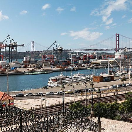 Traditional Lisbon Madragoa Studio Exterior photo